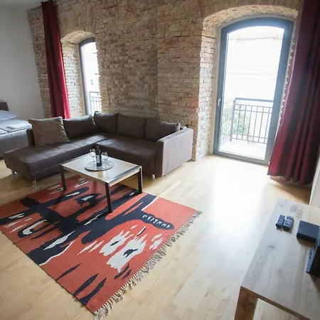 Mill House Suites Apartment *